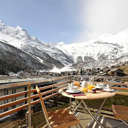 Panorama Chalet With Views To The Glaciers And The Dom 펜션 Saas Fee