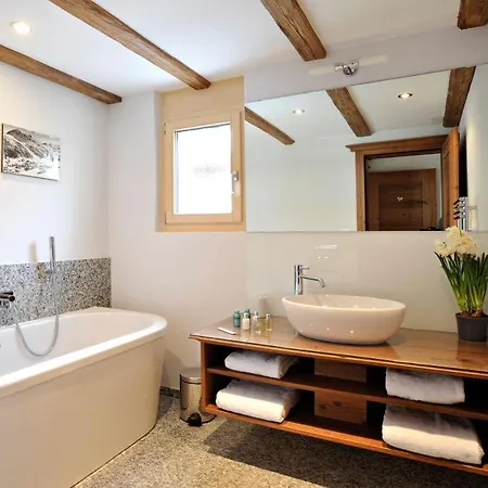 Сasa de vacaciones Panorama Chalet With Views To The Glaciers And The Dom *